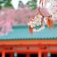 見頃の桜咲く京都へ行こう！池に映える紅しだれ桜　by.平安神宮